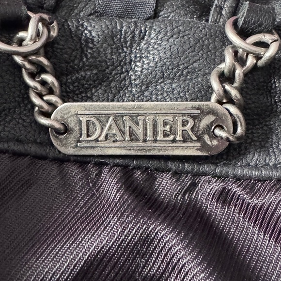 ⚡️Stunning Vintage Danier Crop Black Leather Biker Jacket - Size Ladies M ⚡️ - Picture 4 of 16